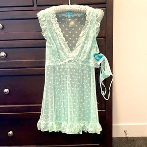 Betsy Johnson Mesh Dot Babydoll Bridal 2 Piece Set